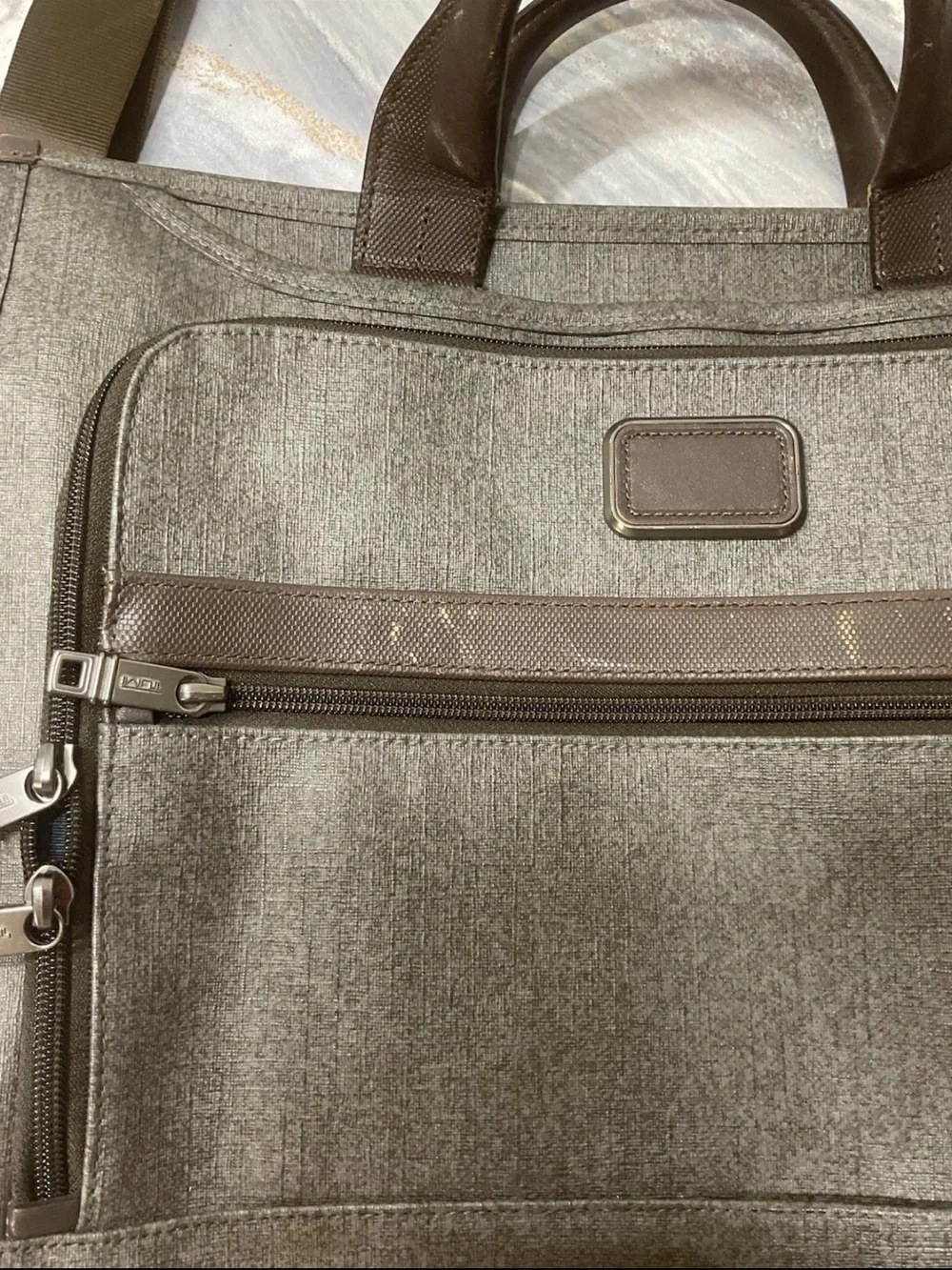 TUMI ALPHA 2 Slim Deluxe Portfolio Briefcase Style Laptop Bag
